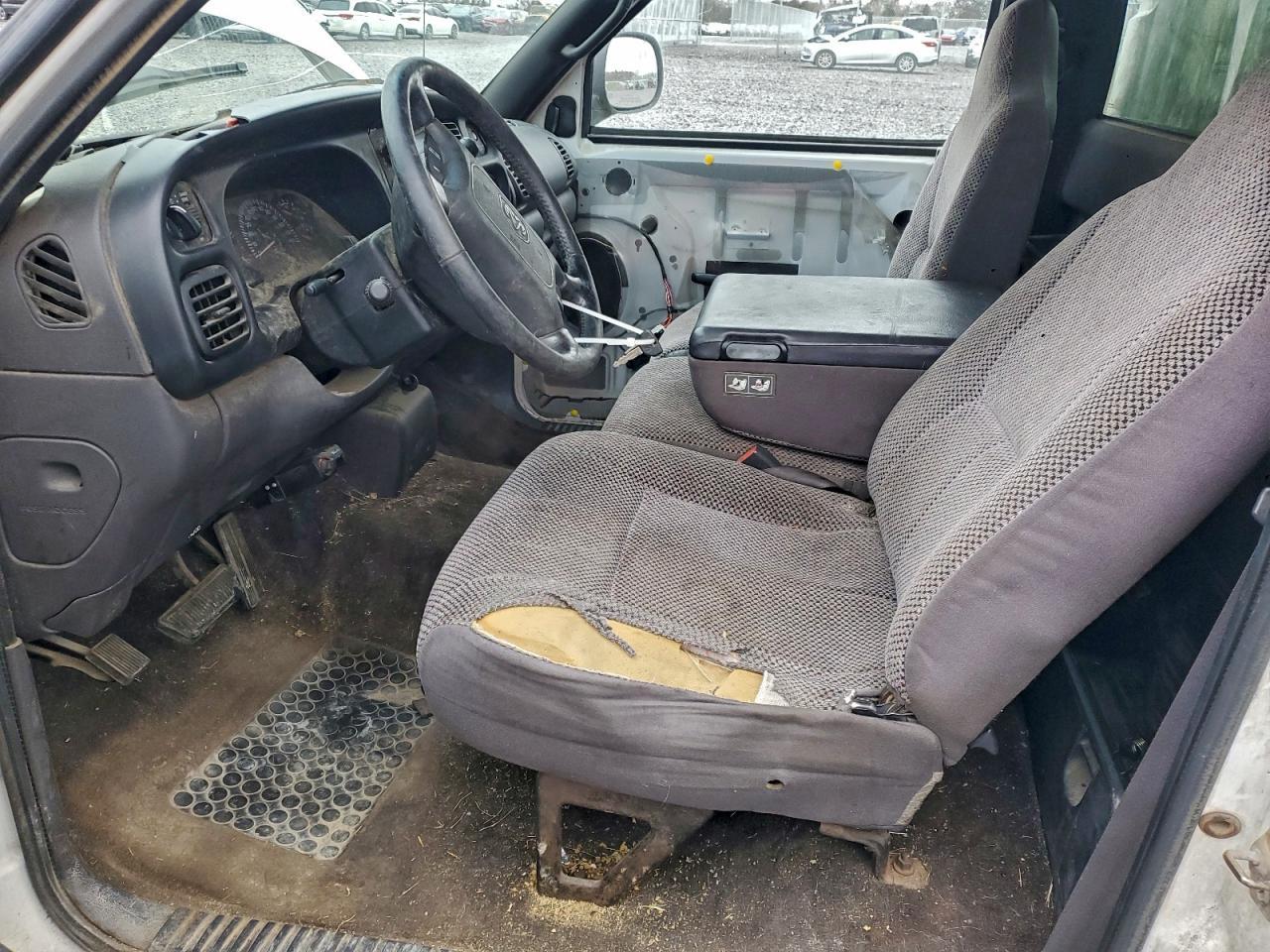 2001 Dodge Ram - Image 7