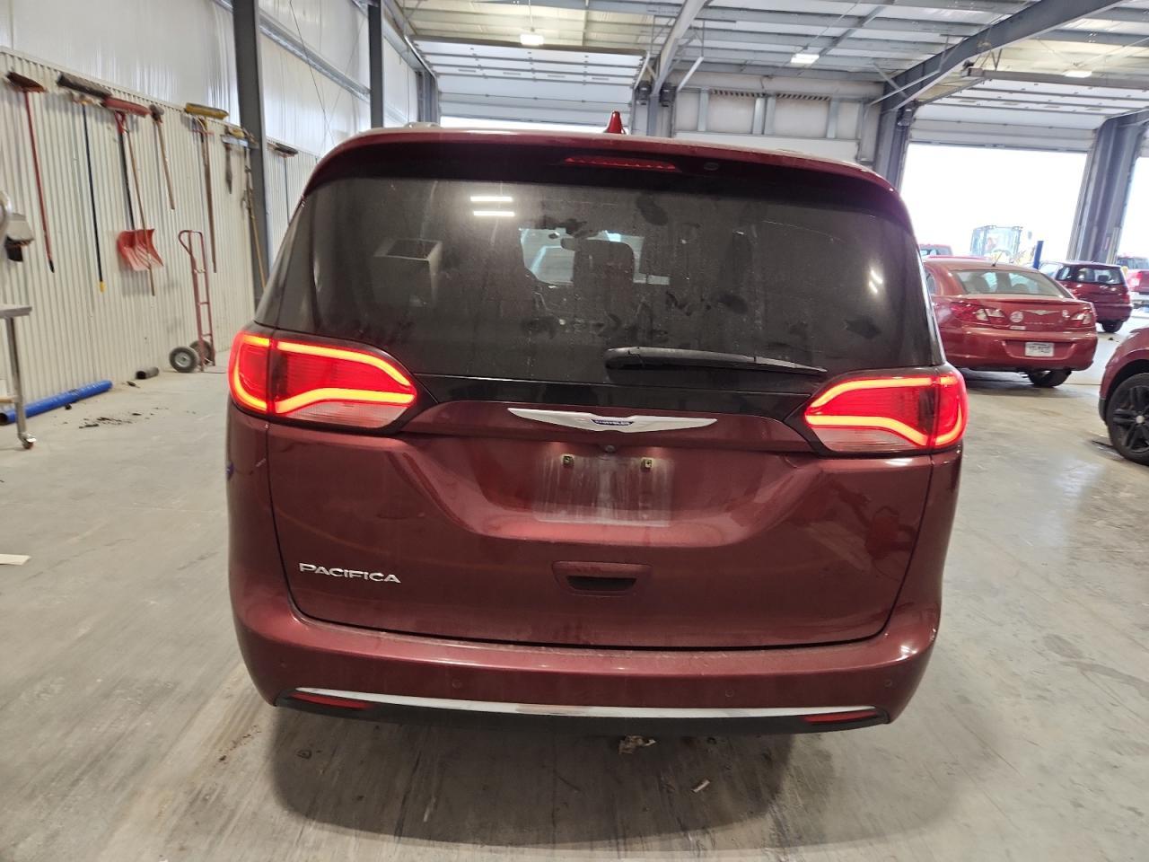 2020 Chrysler Pacifica Touring L - Фото 6