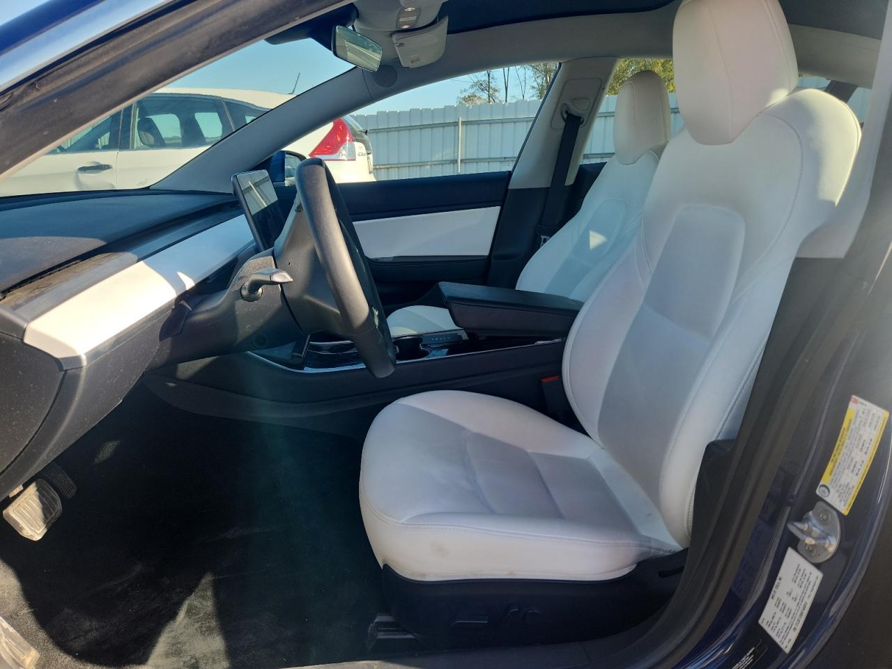 2019 Tesla Model 3 - Фото 7