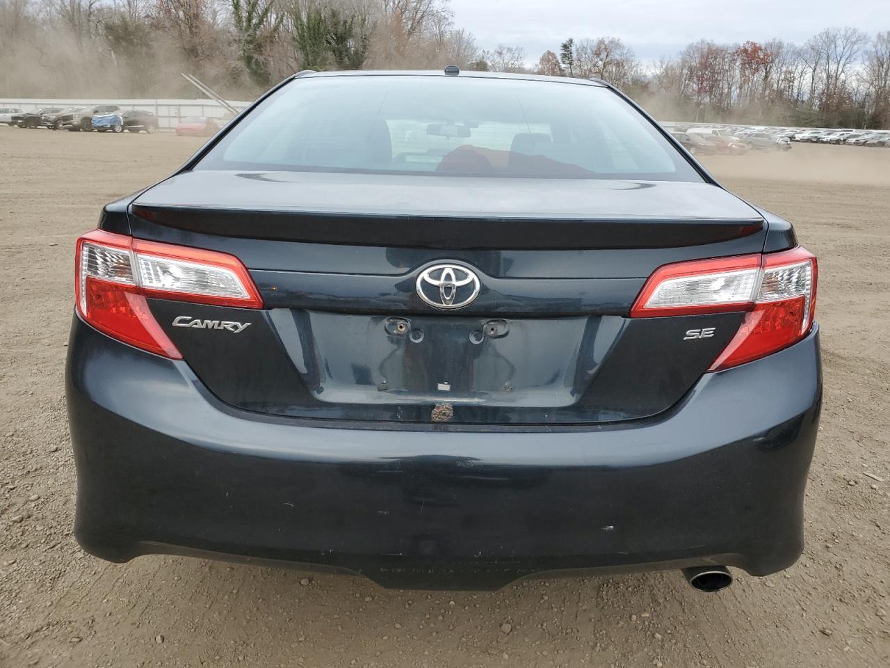 2012 Toyota Camry Base - Фото 6