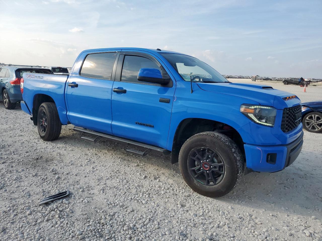 2019 Toyota Tundra Crewmax Sr5 - Image 4