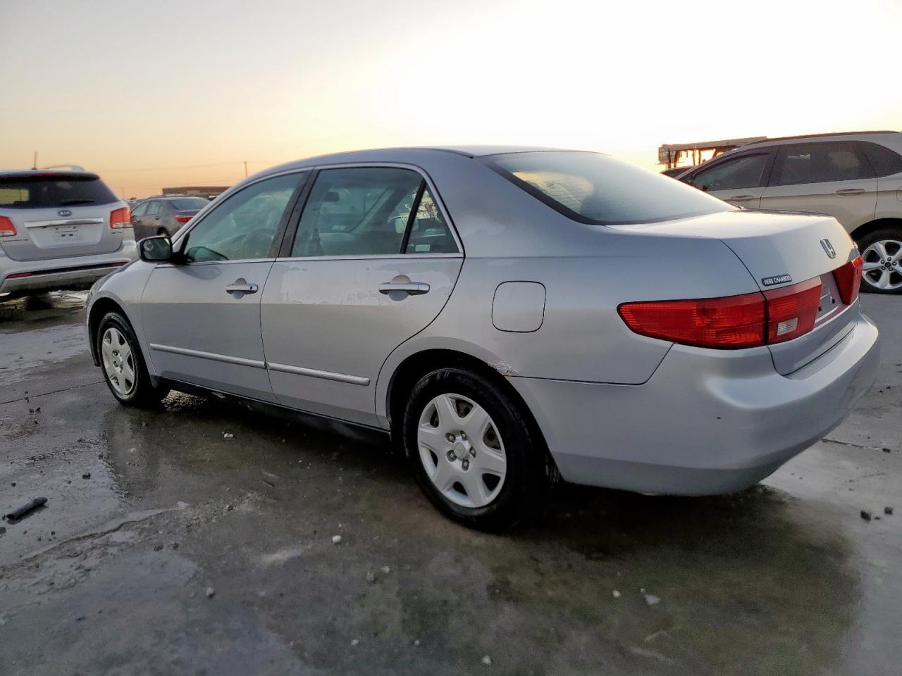 2005 Honda Accord Lx - Фото 2