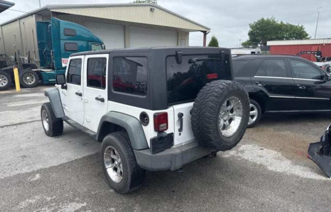 2013 Jeep Wrangler Unlimited Sport - Фото 3