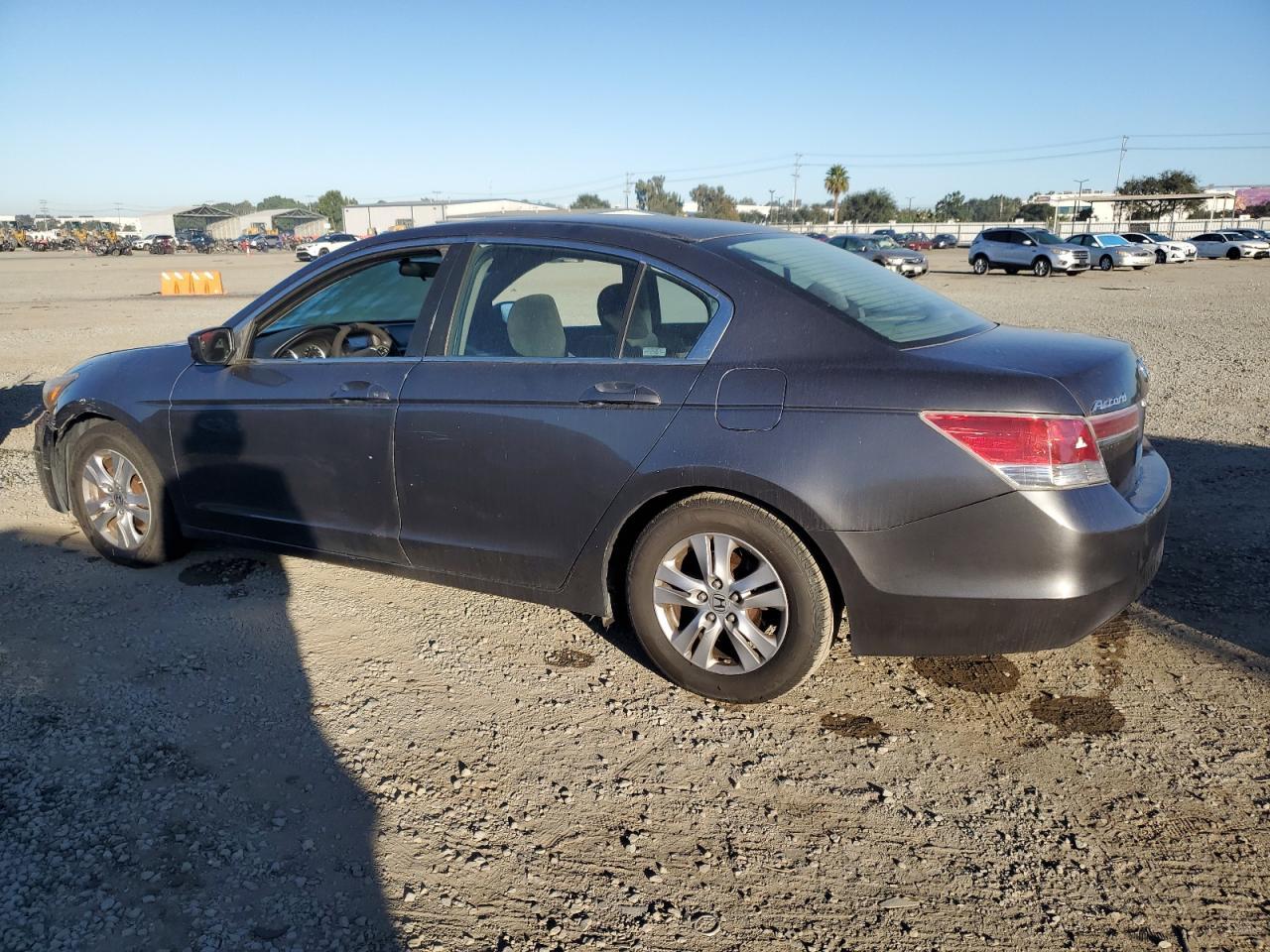 2012 Honda Accord Lxp - Image 2