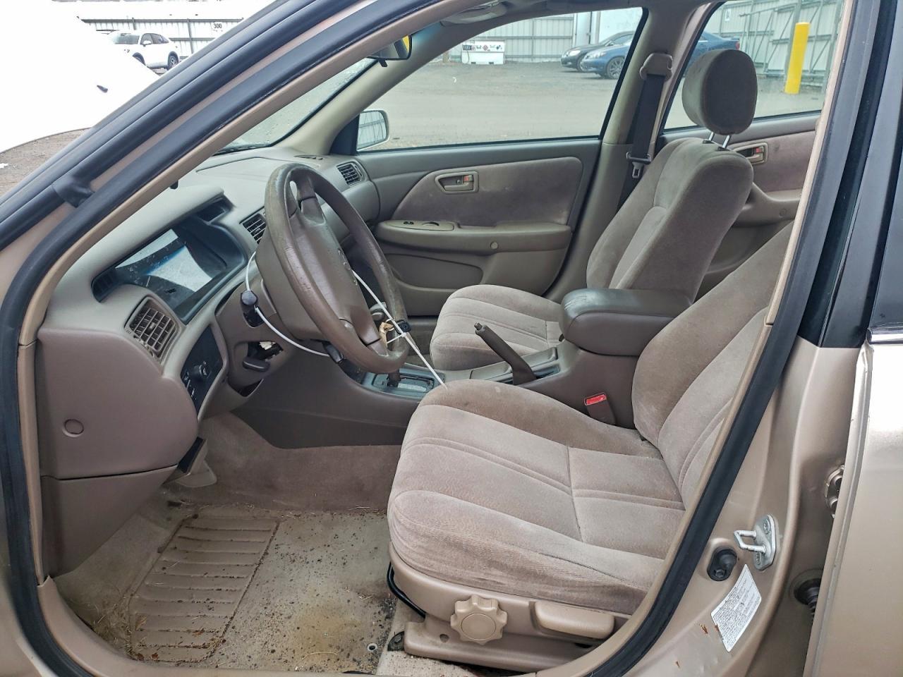 1998 Toyota Camry Ce - Image 7