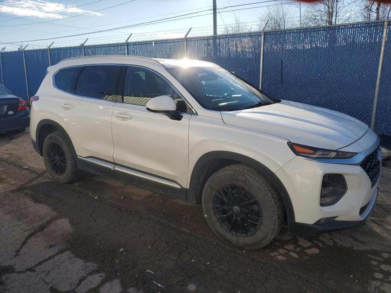 2019 Hyundai Santa Fe Se - Image 4