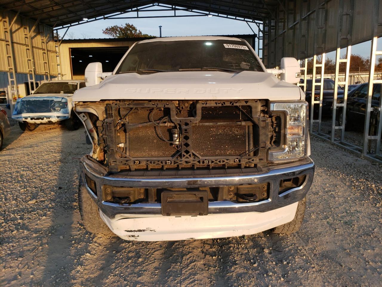 2018 Ford F250 Super Duty - Фото 5