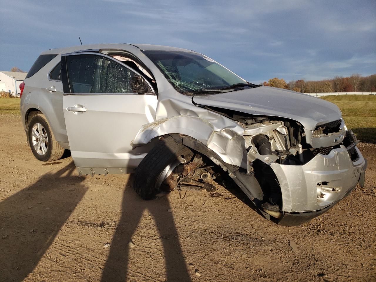 2013 Chevrolet Equinox Ls - Image 4