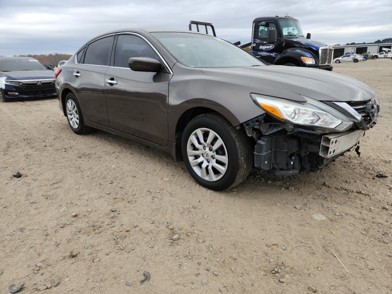 2016 Niss Altima 2.5 S - Image 4