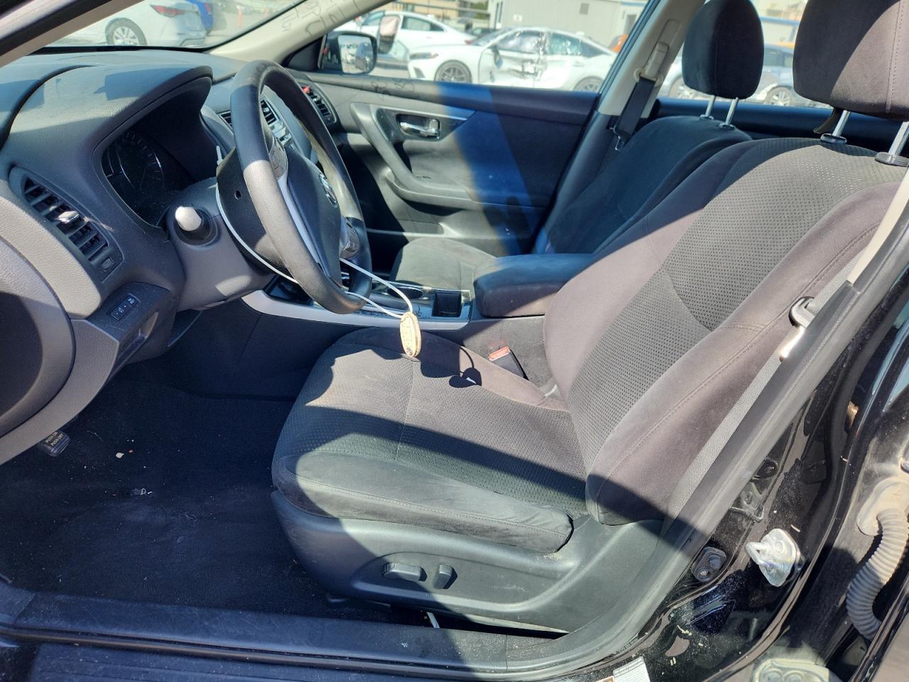 2014 Nissan Altima 2.5 - Image 7