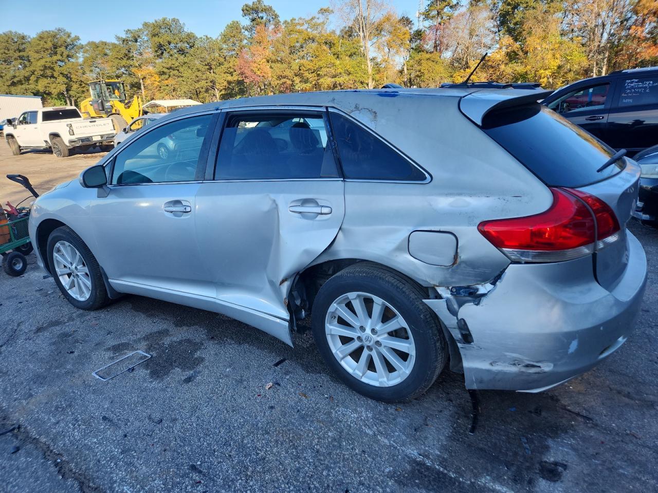 2010 Toyota Venza - Фото 2