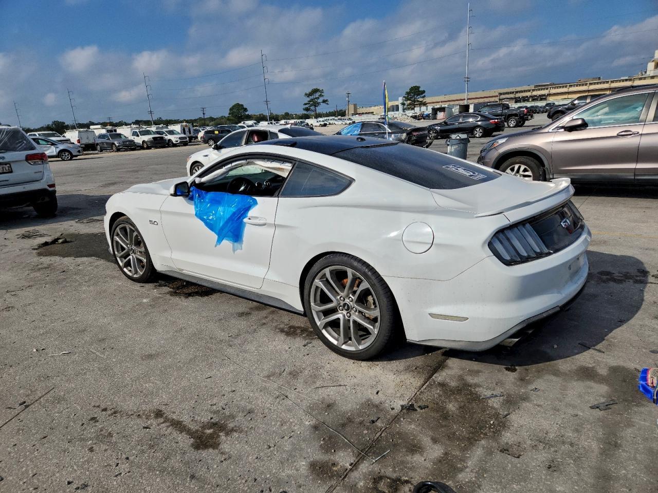 2019 Ford Mustang Gt - Фото 2
