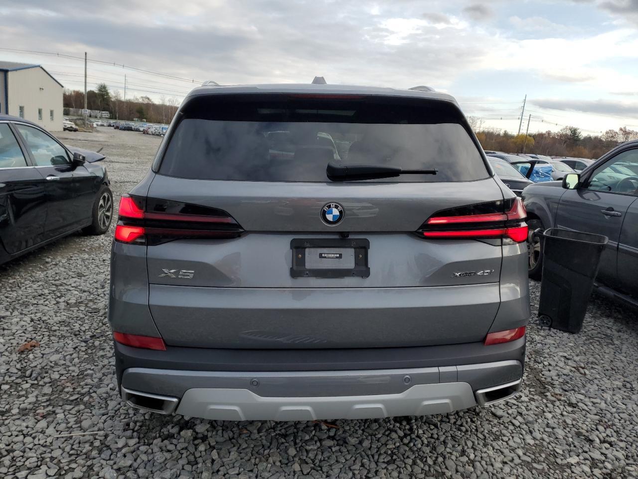 2024 BMW X5 xDrive40I - Image 6