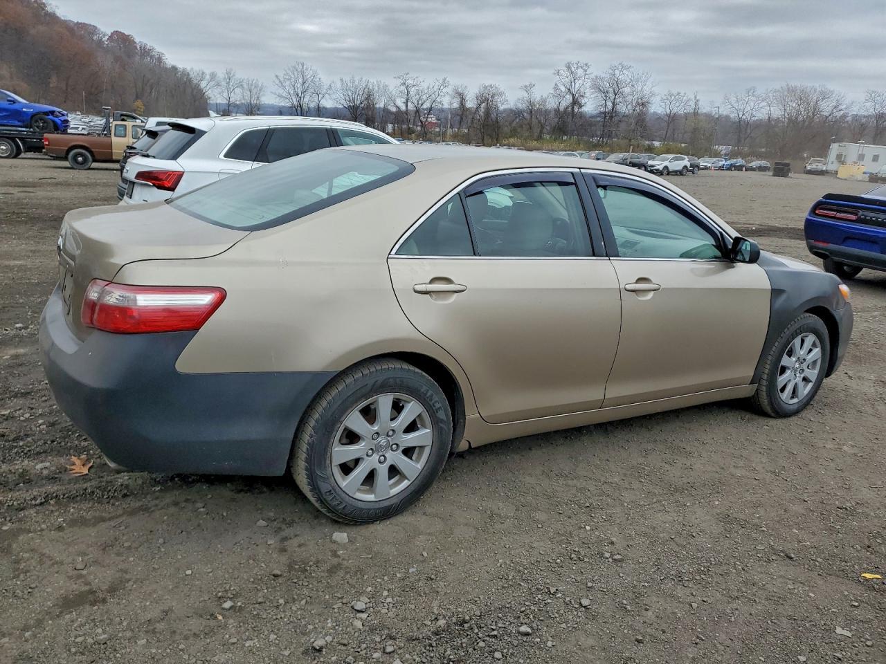 2007 Toyota Camry Ce - Image 3