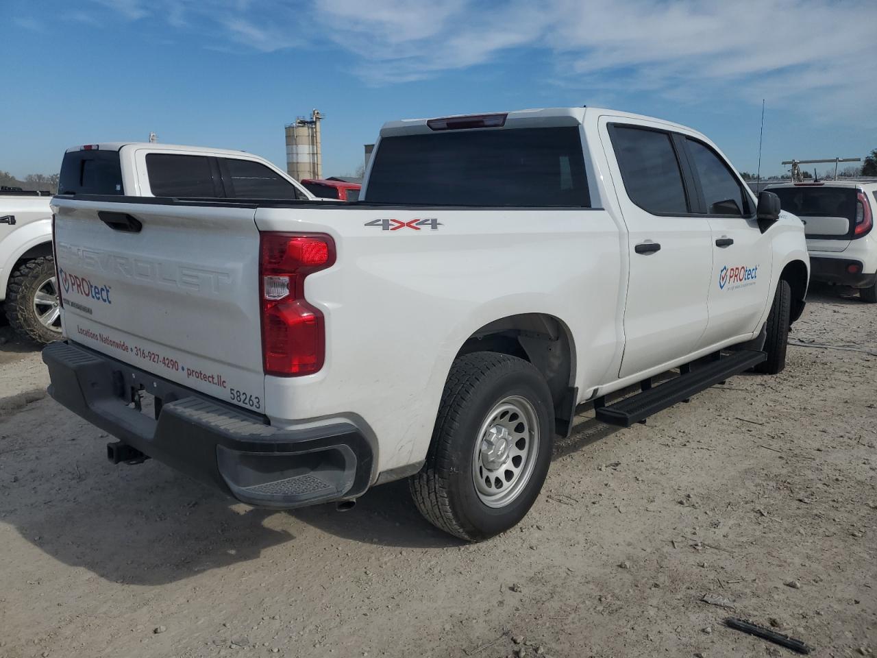 2025 Chevrolet Silverado K1500 - Image 3