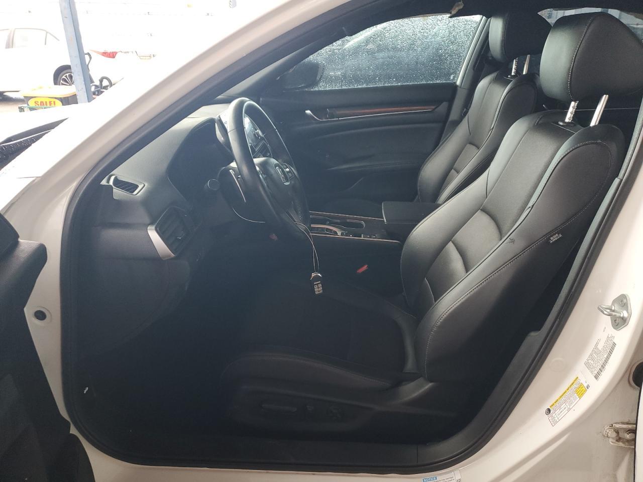 2022 Honda Accord Hybrid Sport - Image 7