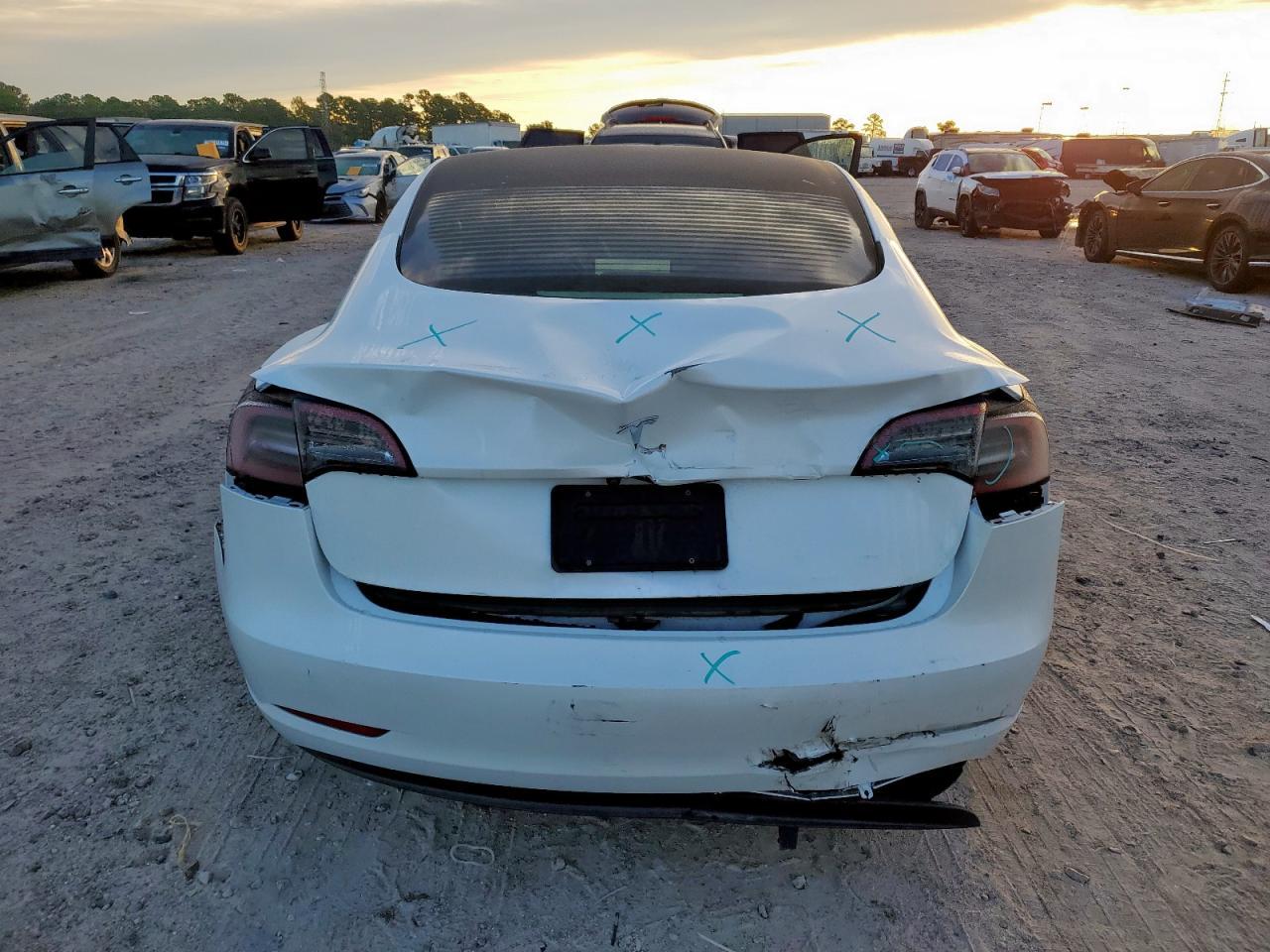 2023 Tesla Model 3 - Image 6