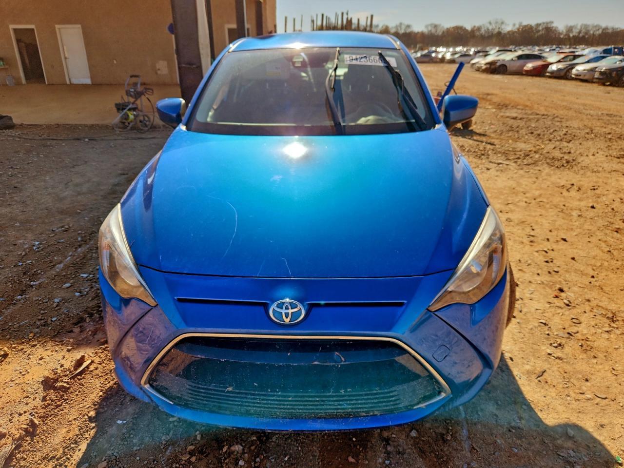 2017 Toyota Yaris Ia - Image 5