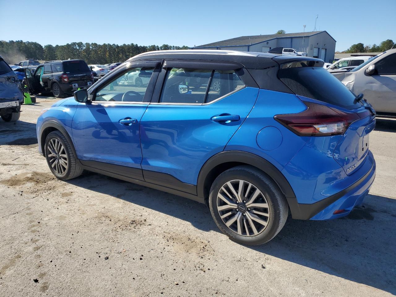 2023 Nissan Kicks Sv - Фото 2