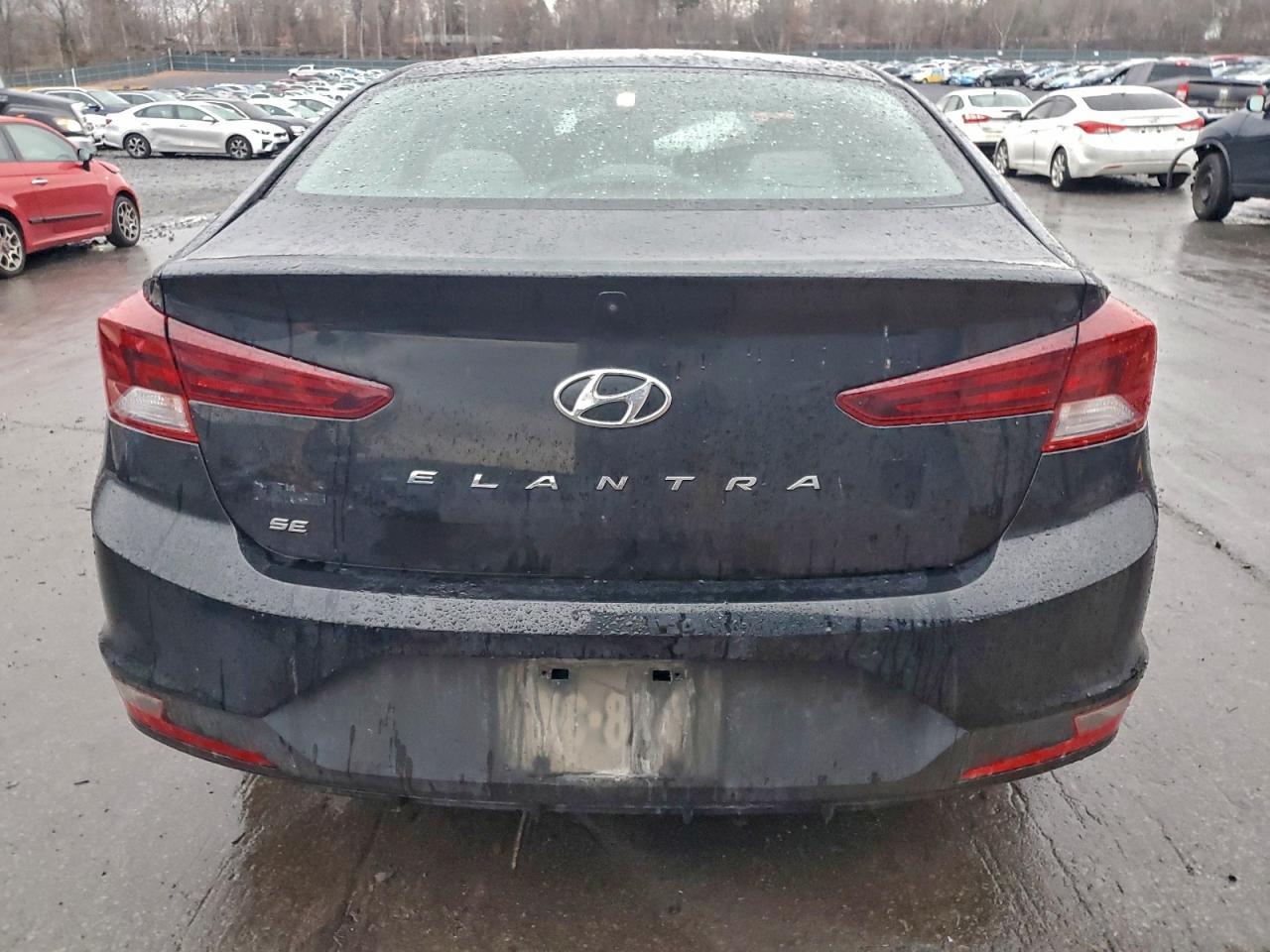 2019 Hyundai Elantra Se - Фото 6