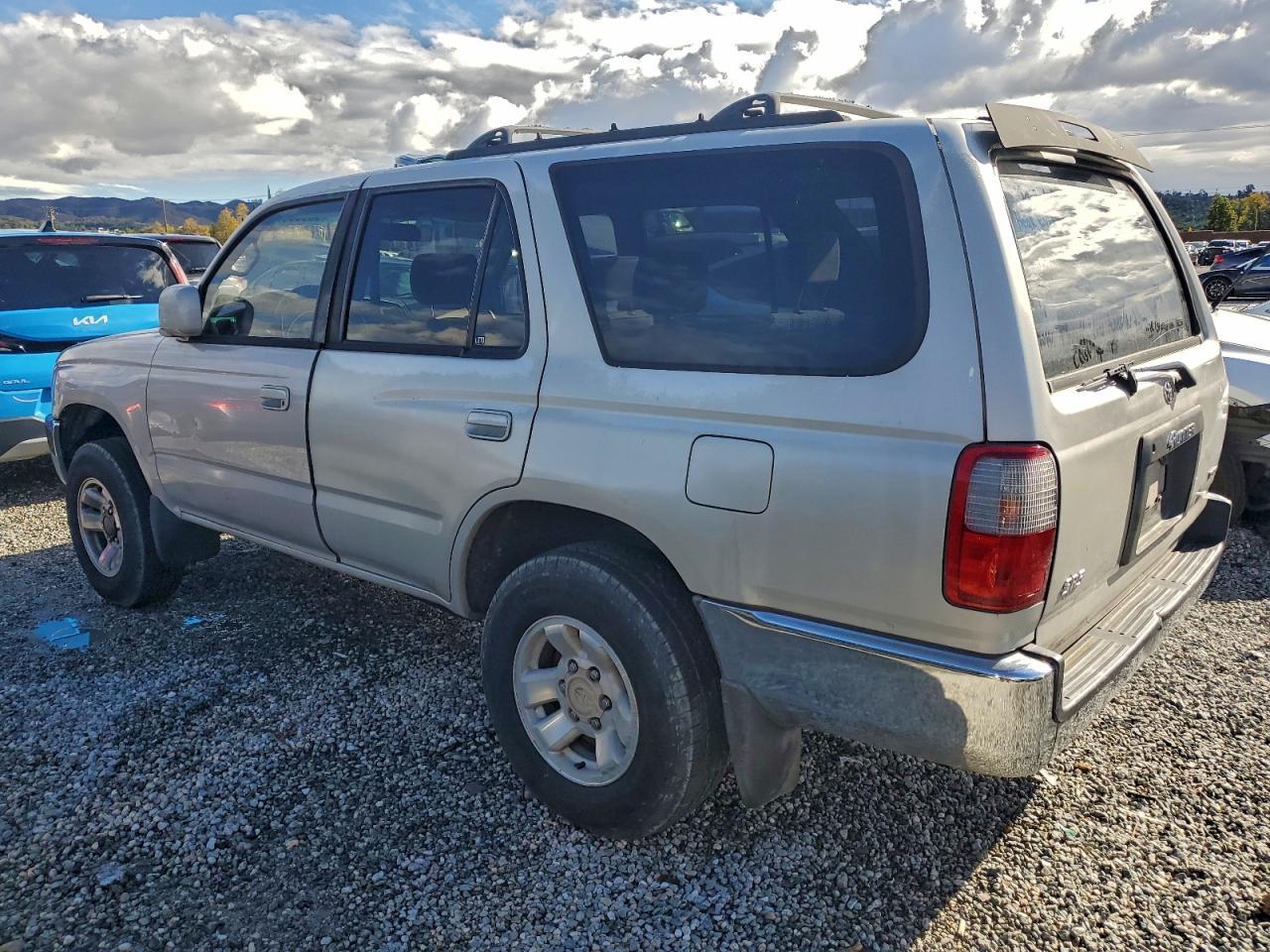 1998 Toyota 4Runner Sr5 - Фото 2