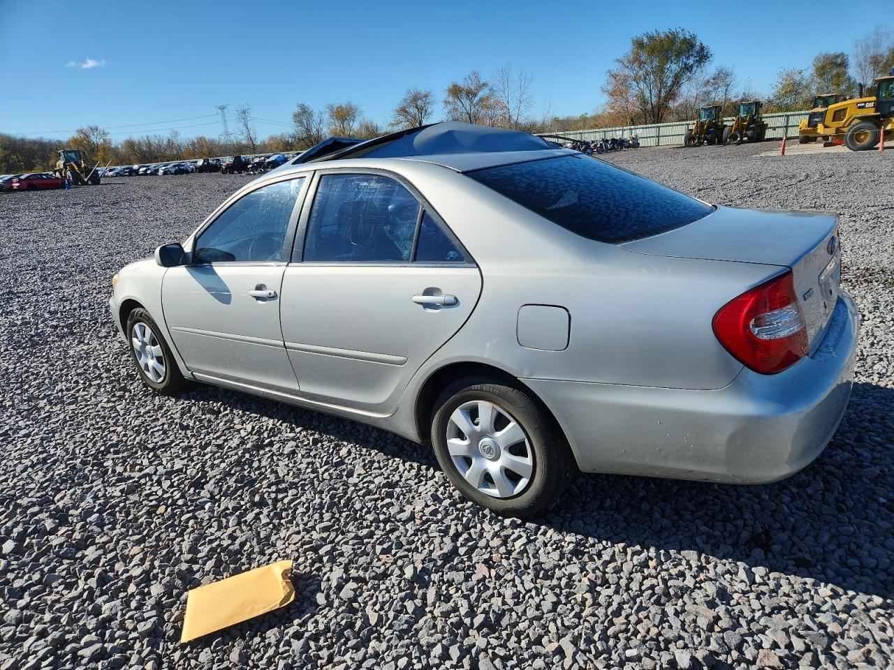2004 Toyota Camry Le - Фото 2