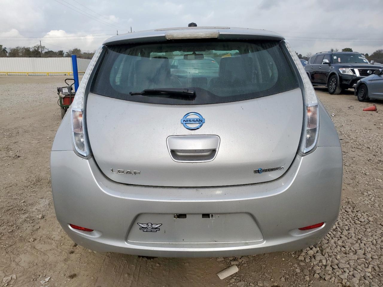 2013 Nissan Leaf S - Фото 6
