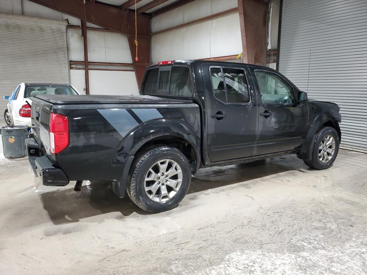 2021 Nissan Frontier S - Фото 3