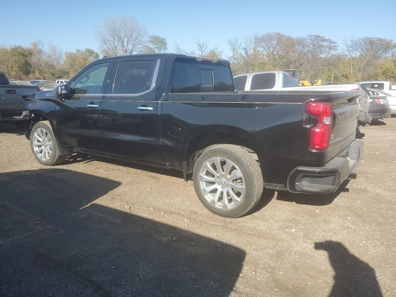 2019 Chevrolet Silverado K1500 High Country - Image 2