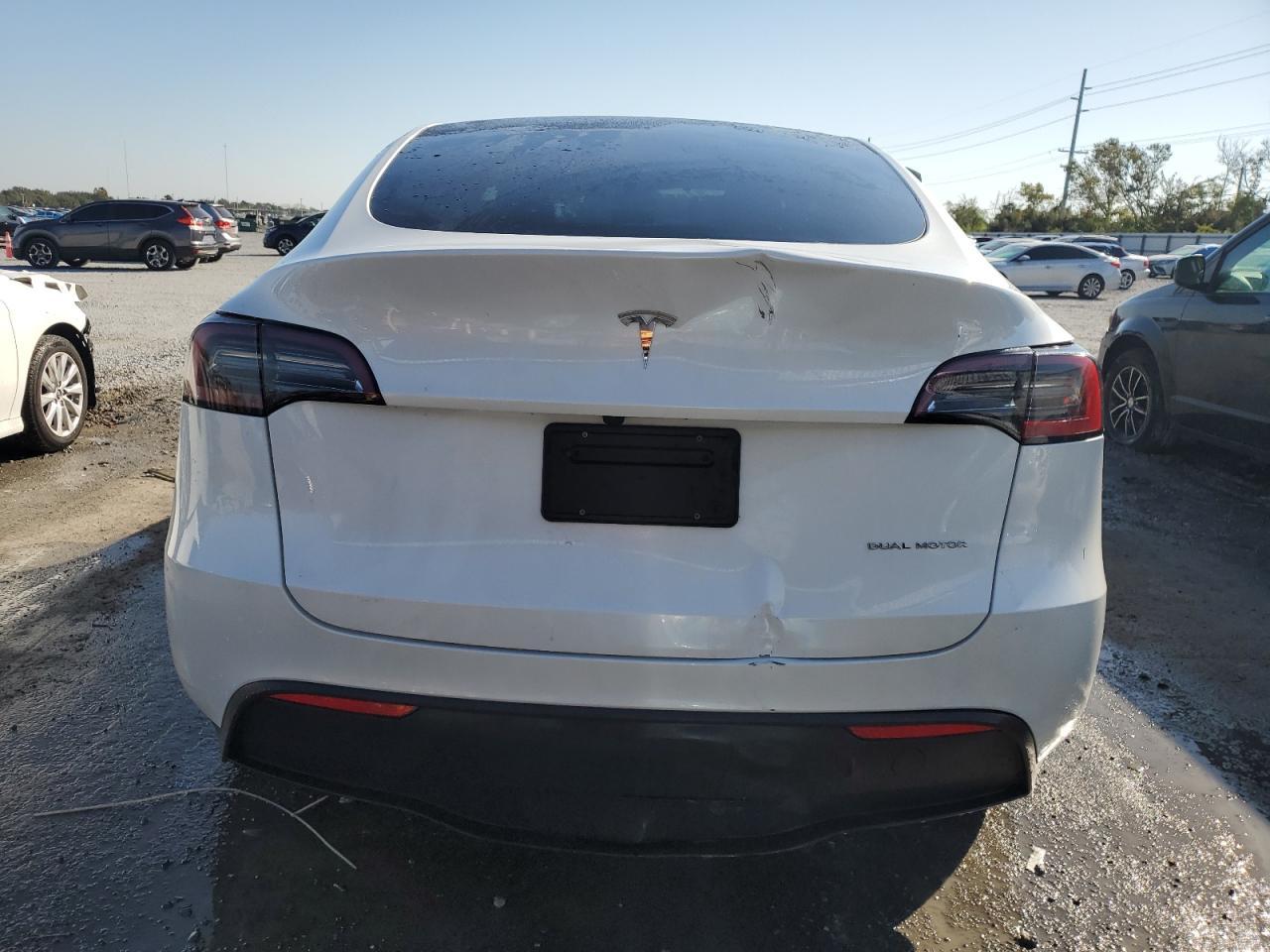 2024 Tesla Model Y - Image 6