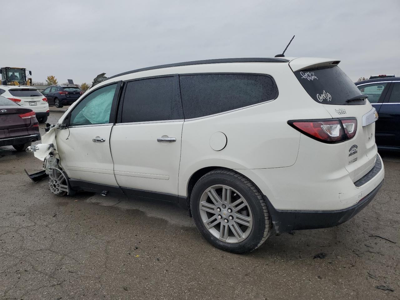 2013 Chevrolet Traverse Lt - Фото 2