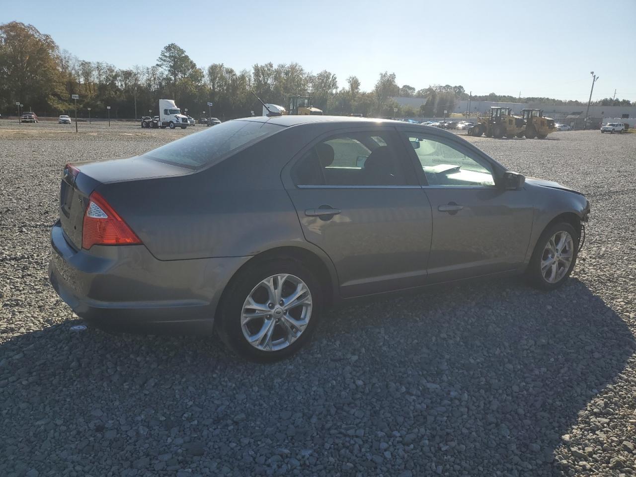 2012 Ford Fusion Se - Фото 3