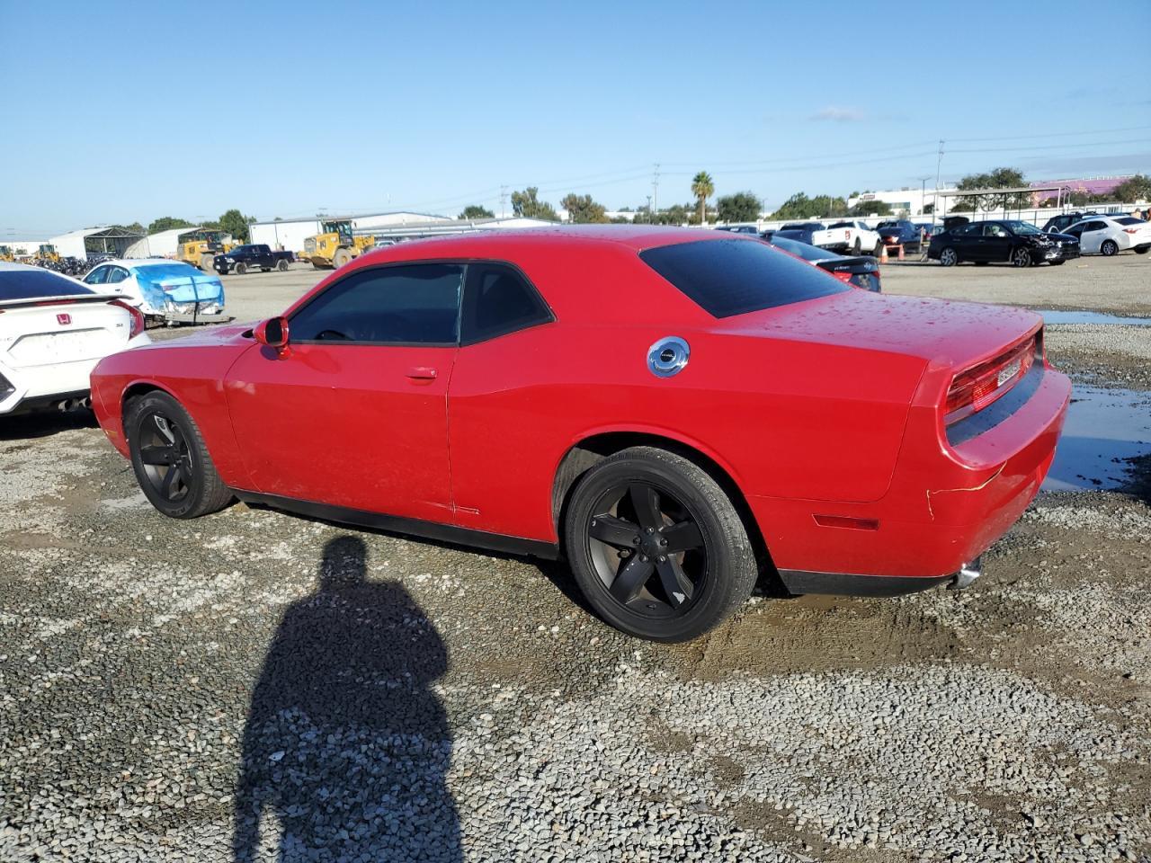 2013 Dodge Challenger Sxt - Фото 2