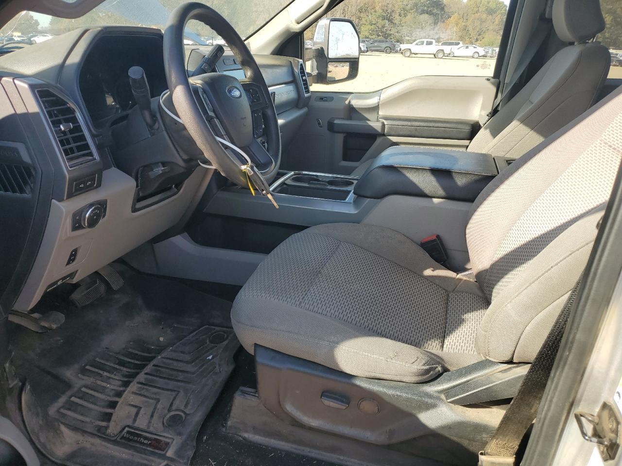 2021 Ford F250 Super Duty - Image 7