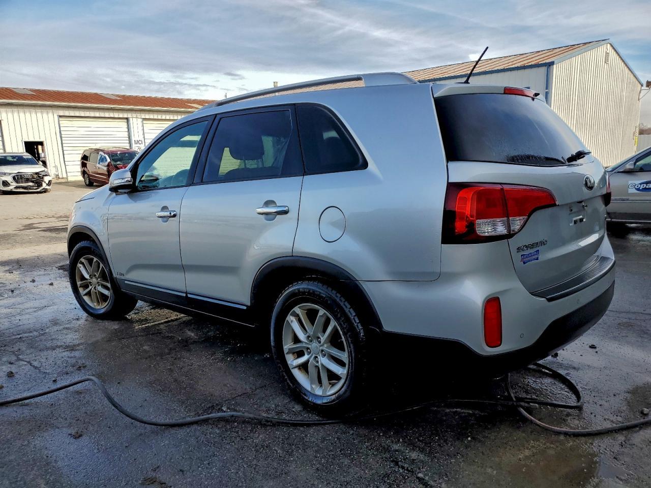2015 Kia Sorento Lx - Фото 2