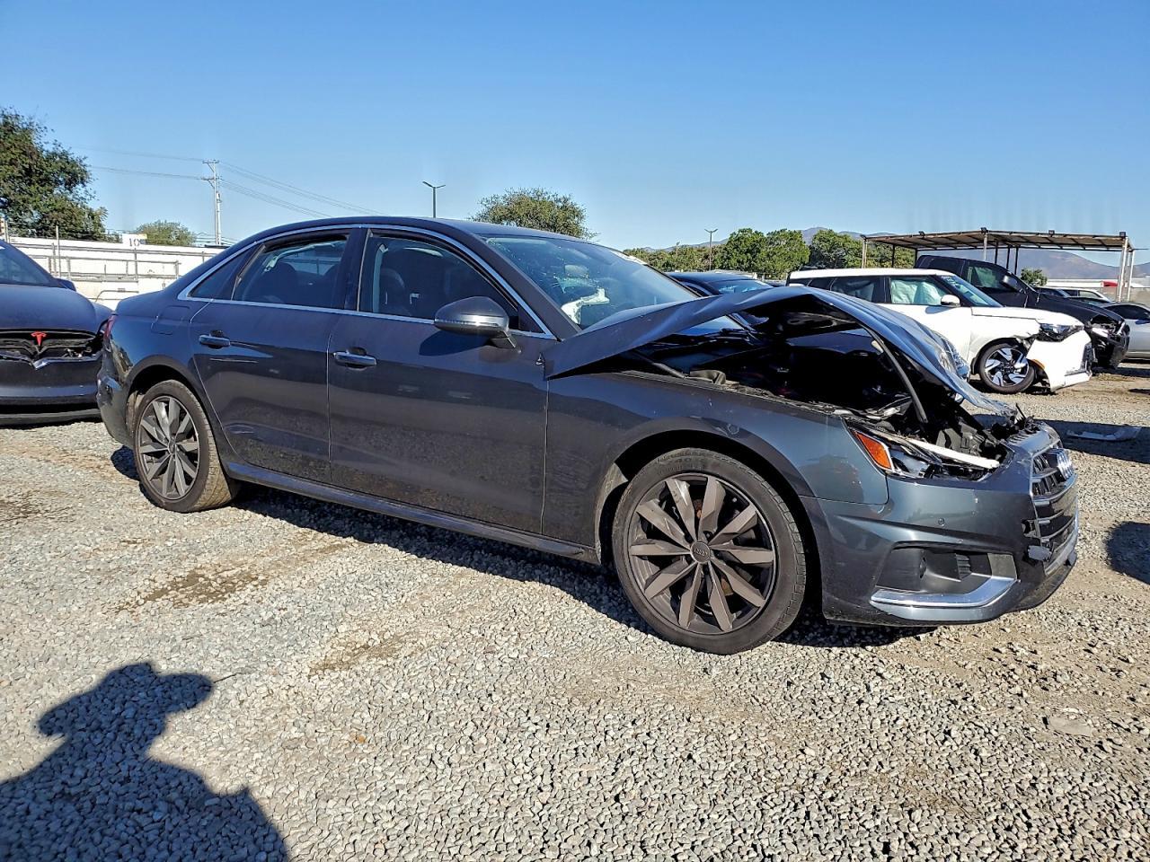 2020 Audi A4 Premium Plus - Фото 4