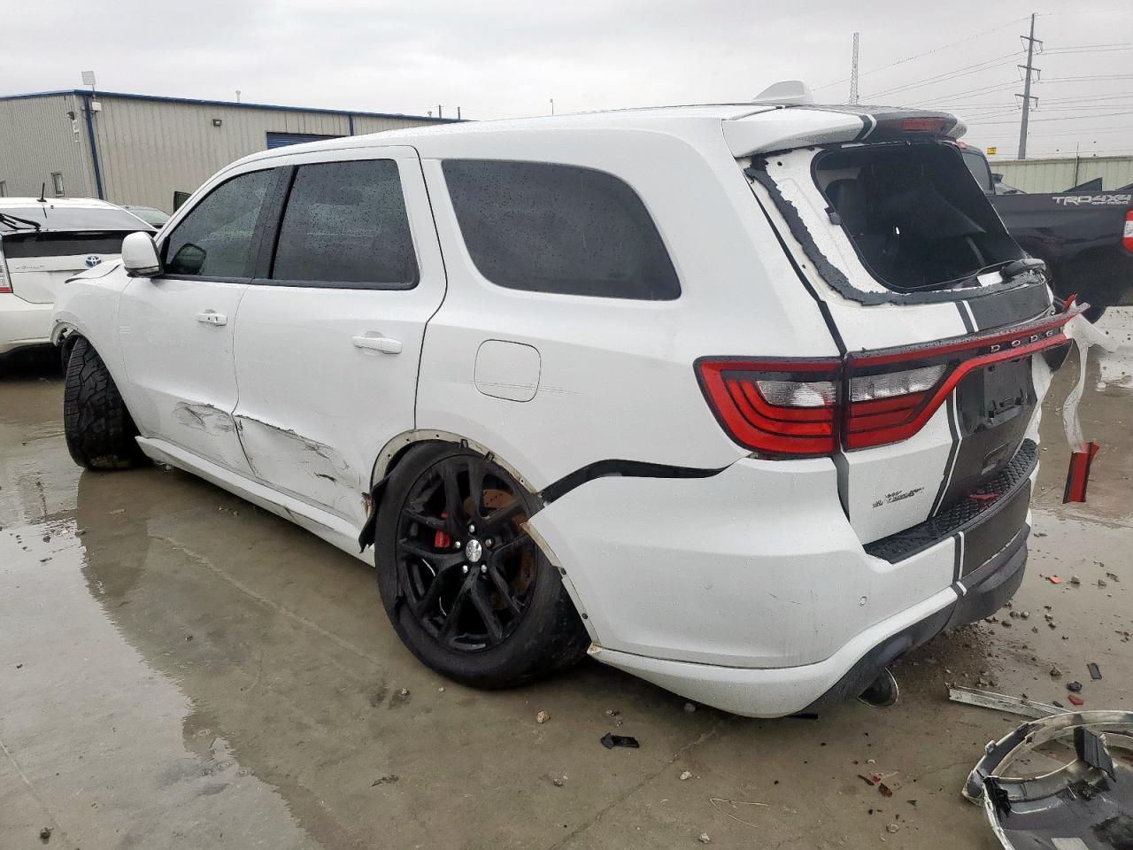 2020 Dodge Durango Srt - Image 2