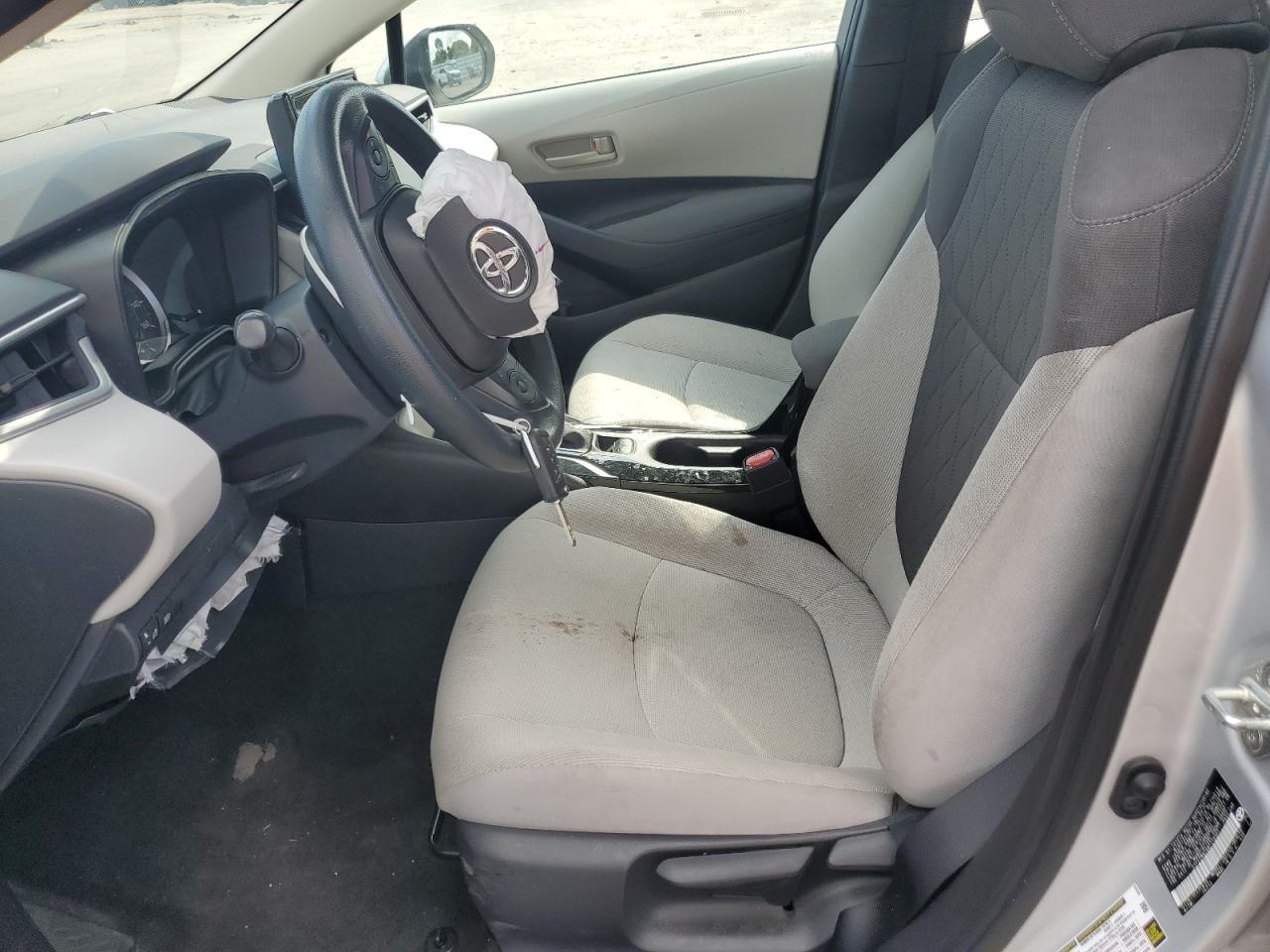 2022 Toyota Corolla Le - Image 7