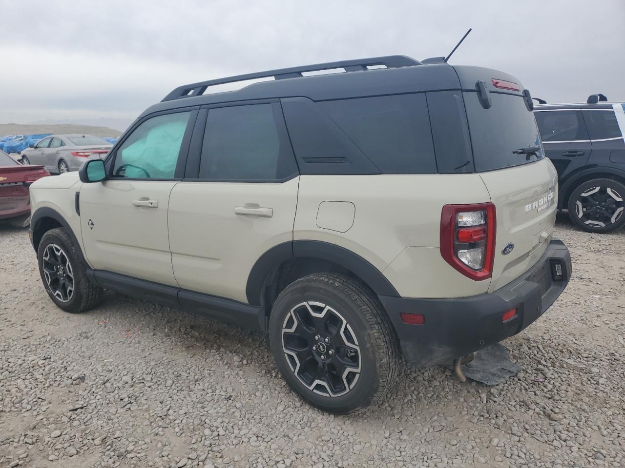 2025 Ford Bronco Sport Outer Banks - Фото 2