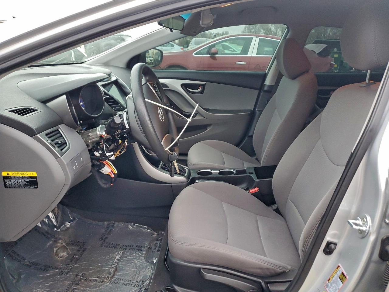 2014 Hyundai Elantra Se - Фото 7