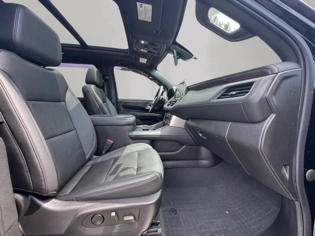 2022 Chevrolet Suburban K1500 Lt - Image 5