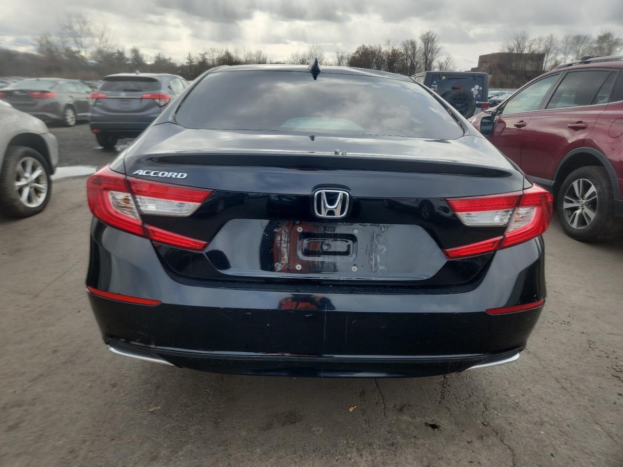 2018 Honda Accord Lx - Фото 6