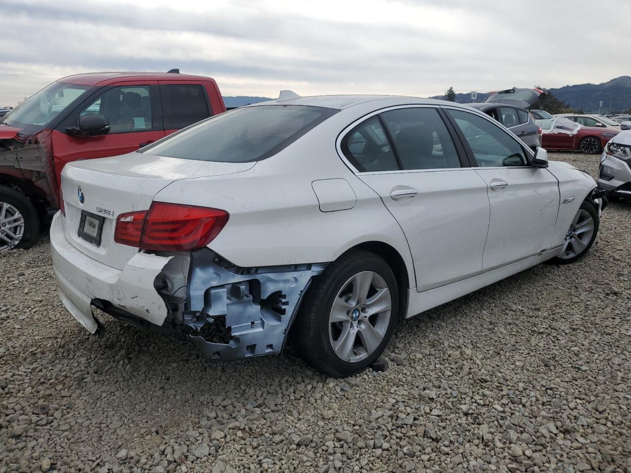 2013 BMW 528 - Фото 3