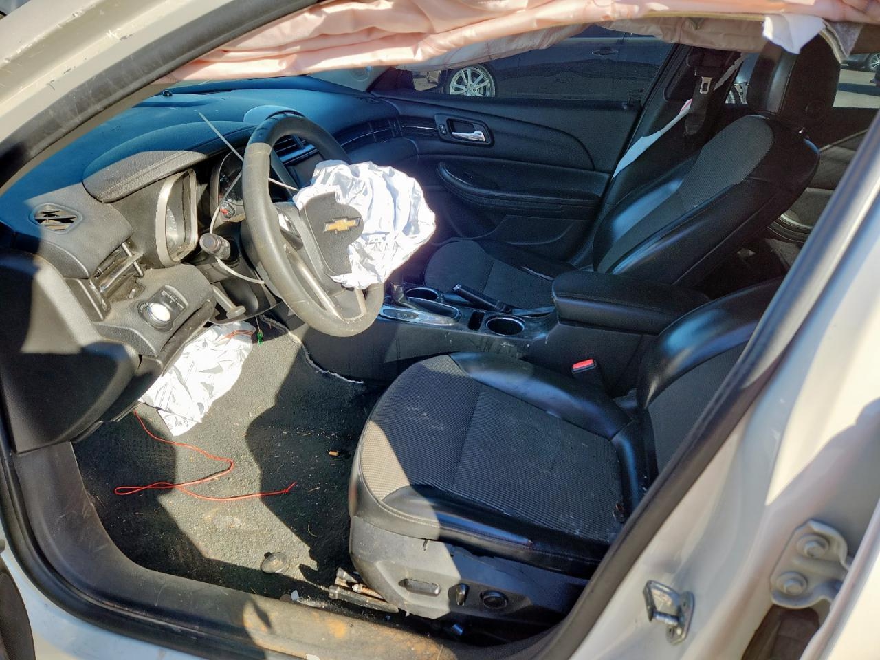 2014 Chevrolet Malibu 1Lt - Image 7