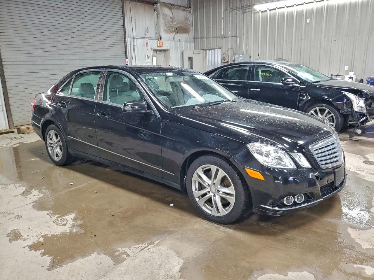 2011 Mercedes-Benz E 350 4Matic - Image 4