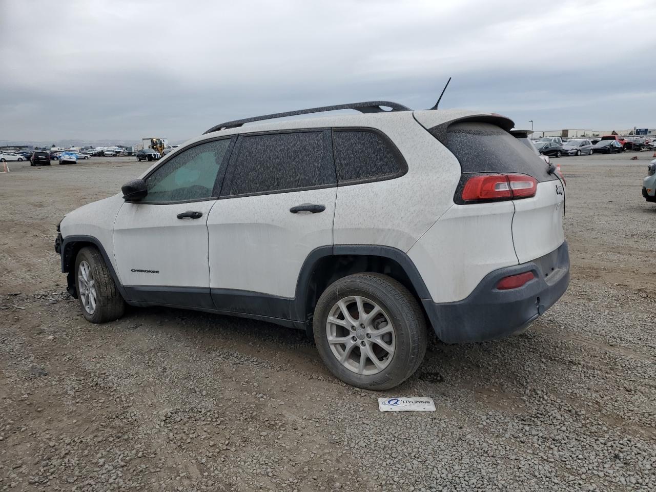 2017 Jeep Cherokee Sport - Фото 2