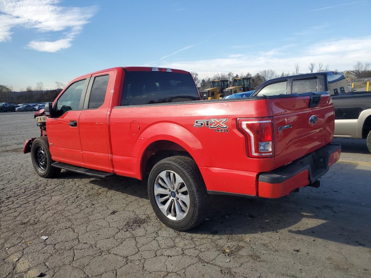 2017 Ford F150 Super Cab - Фото 2