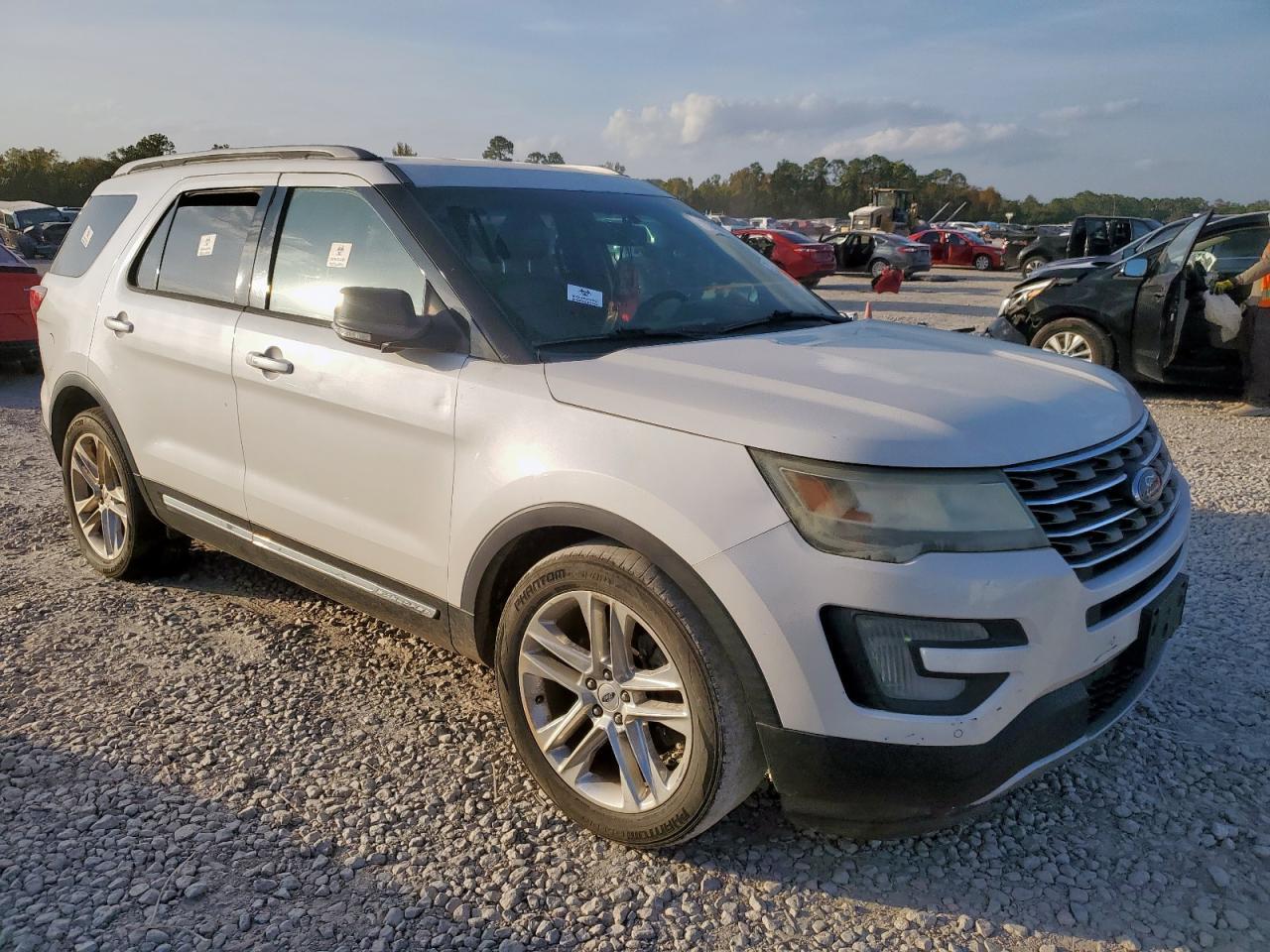 2016 Ford Explorer Xlt - Фото 4