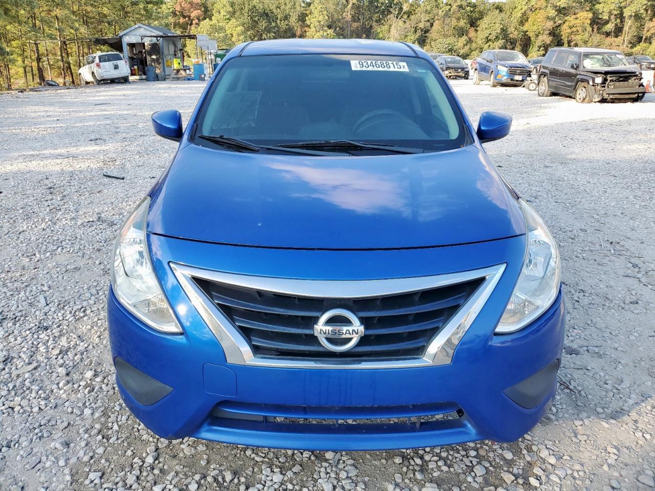 2017 Nissan Versa S - Фото 5