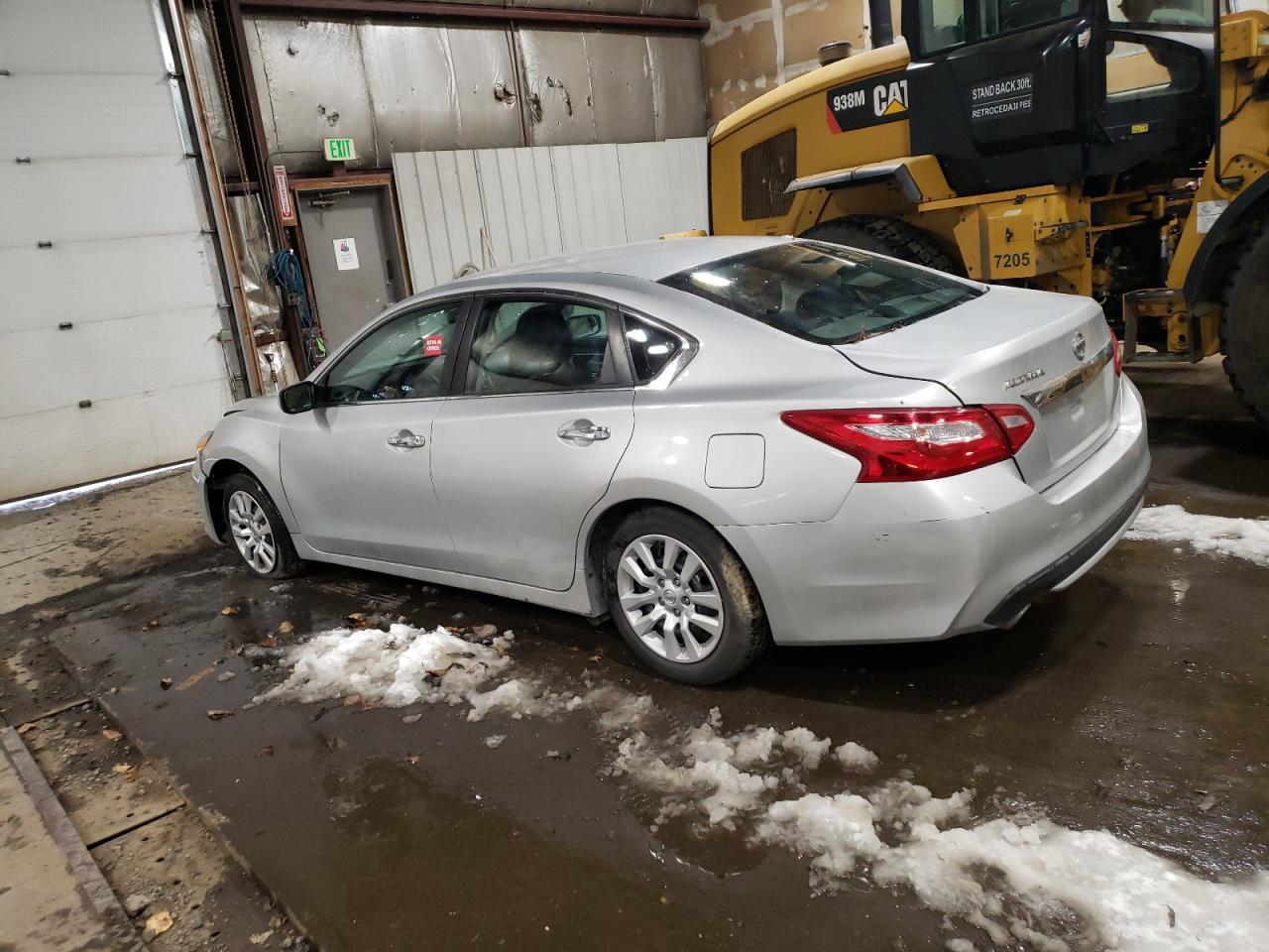 2017 Nissan Altima 2.5 - Image 2